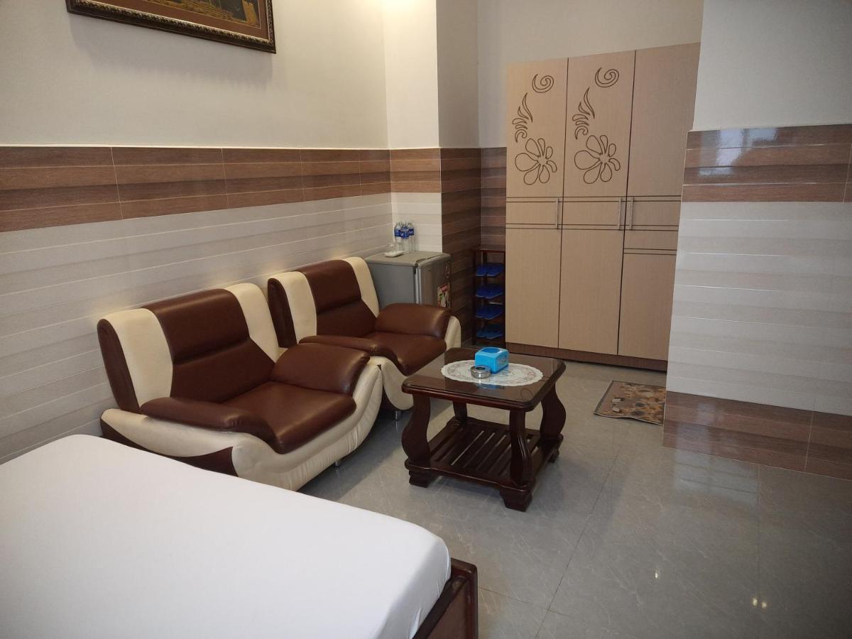 Hotel Khach San Kim Hung 2 Bac Lieu Esterno foto