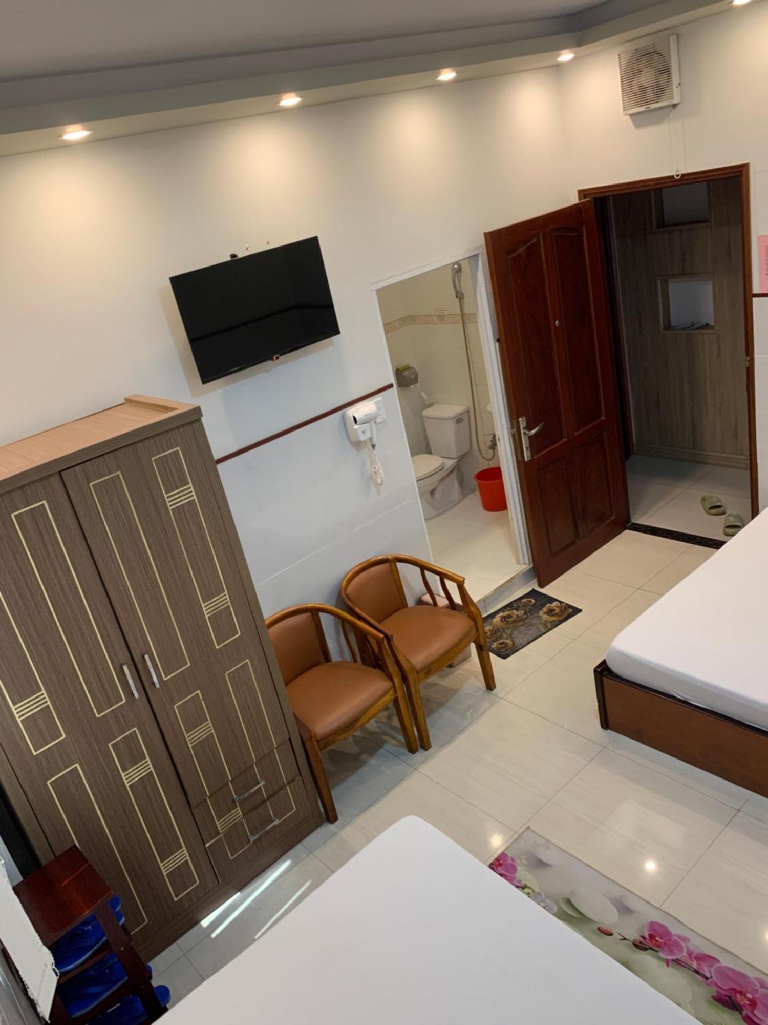 Hotel Khach San Kim Hung 2 Bac Lieu Esterno foto