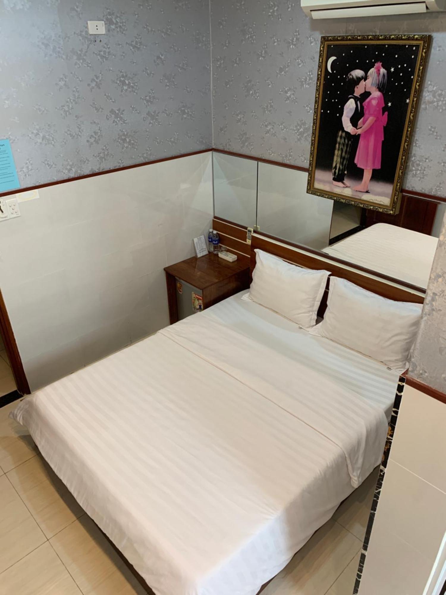 Hotel Khach San Kim Hung 2 Bac Lieu Esterno foto
