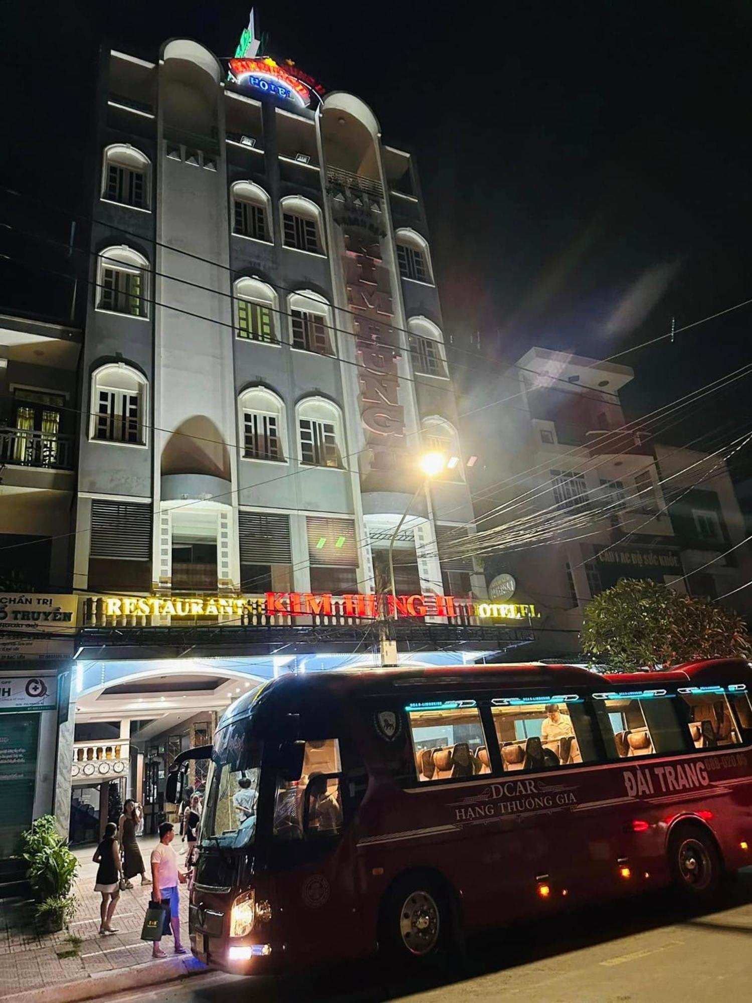 Hotel Khach San Kim Hung 2 Bac Lieu Esterno foto